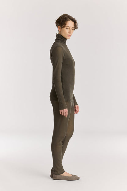 MESH LEGGINGS / SLATE
Elasticized waistband
100% cotton mesh
Cold machine or hand wash, tumble dry low in a mesh bag or dry flat, no bleach
Style Number: MC-LG05
Regular fit
MADE IN USA