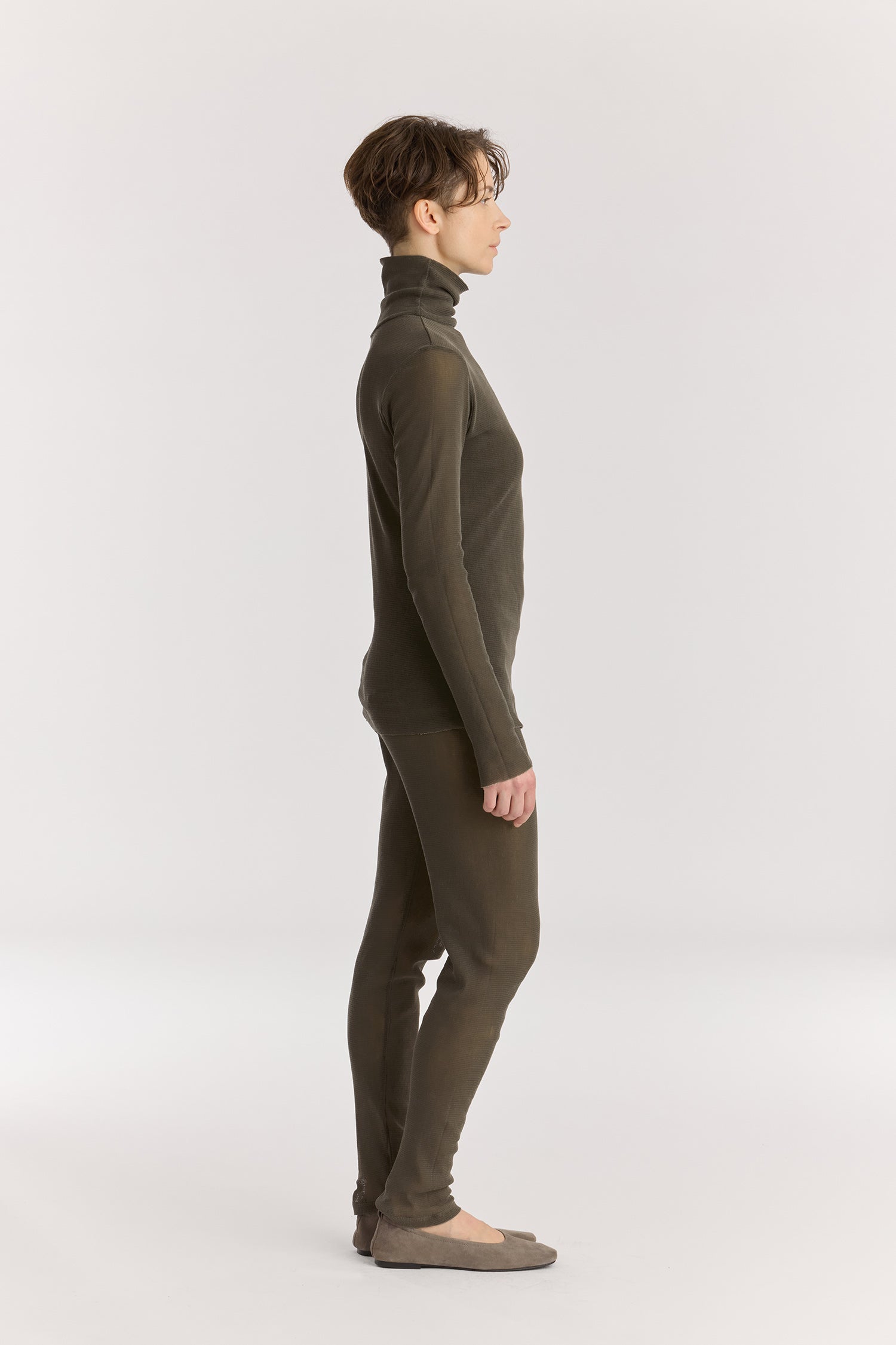 MESH LEGGINGS / SLATE
Elasticized waistband
100% cotton mesh
Cold machine or hand wash, tumble dry low in a mesh bag or dry flat, no bleach
Style Number: MC-LG05
Regular fit
MADE IN USA