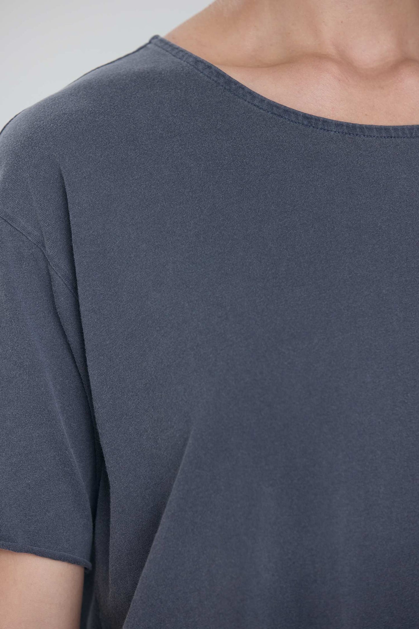 ORGANIC COTTON WIDE SHORT SLEEVE TEE / INDIGO