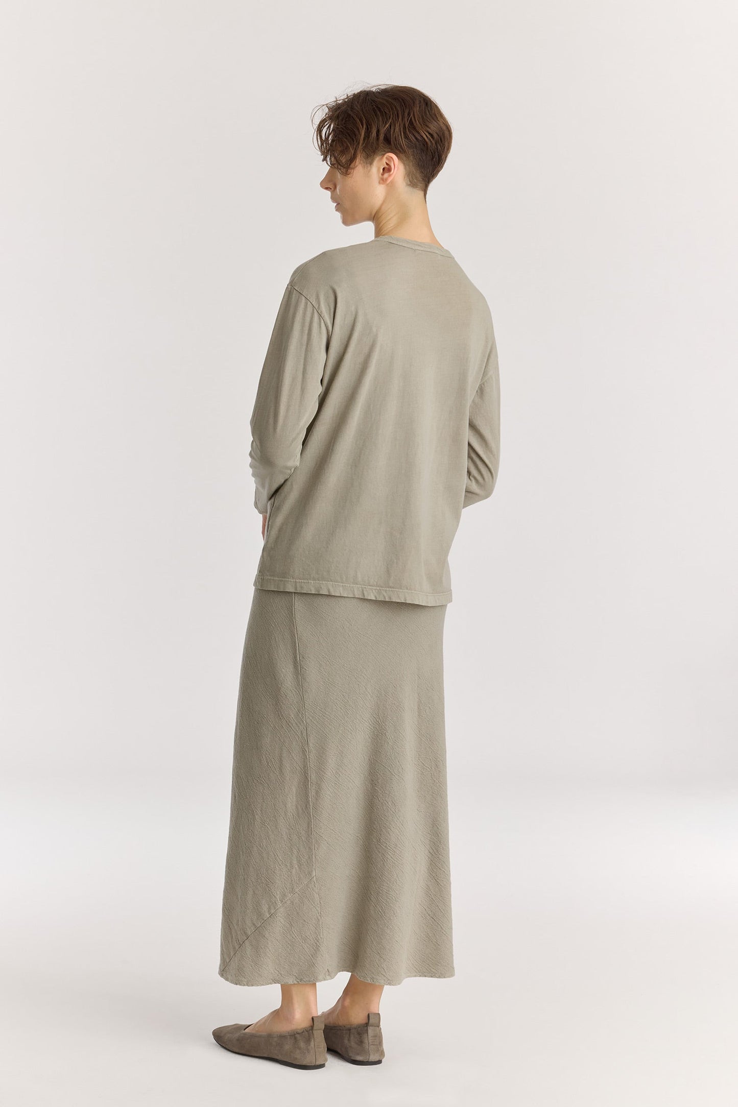 Regular Long Sleeve Tee / Lime Stone
Basic crew neck
Regular silhouette
Soft fabric
100% Organic cotton jersey
Cold machine or hand wash, tumble dry low or dry flat, no bleach
Style Number: OC-RST25
Regular fit
Made in USA