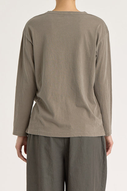 LONG SLEEVE TEE / MUD