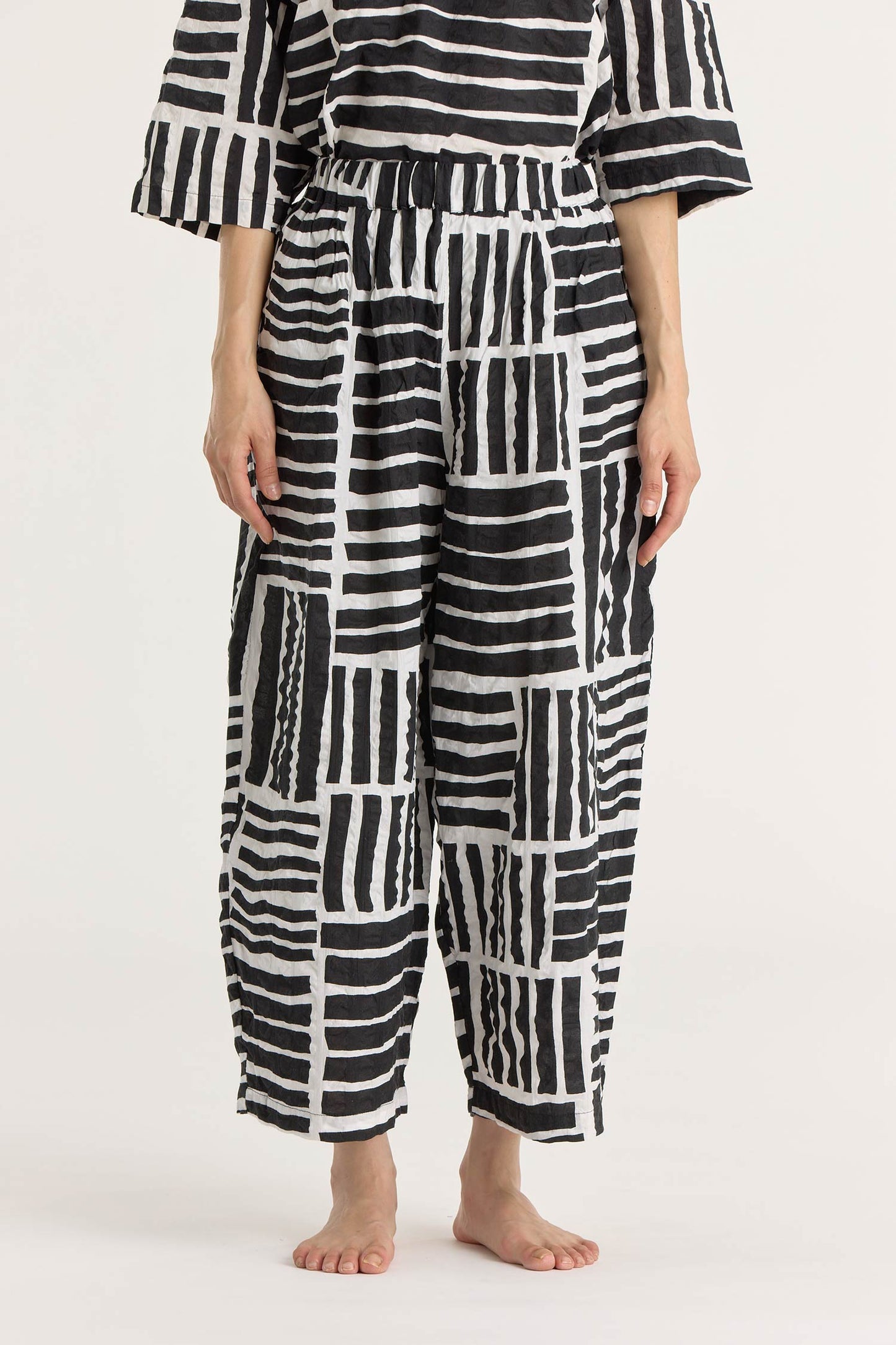 WIDE PANTS / PRINT BLACK