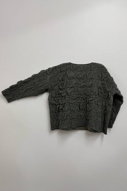 QUILTED DOUBLE-LAYERED KNIT PULLOVER / GREY