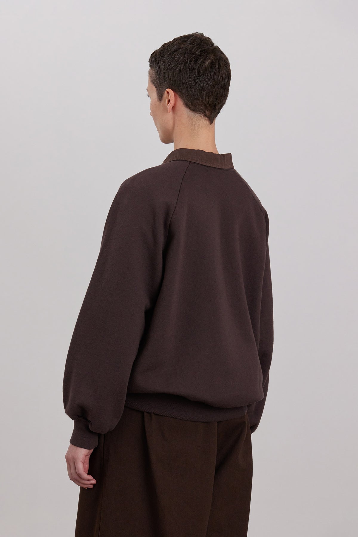 ORGANIC COTTON CASHMERE RAGLAN SWEATSHIRT / DK.CACAO