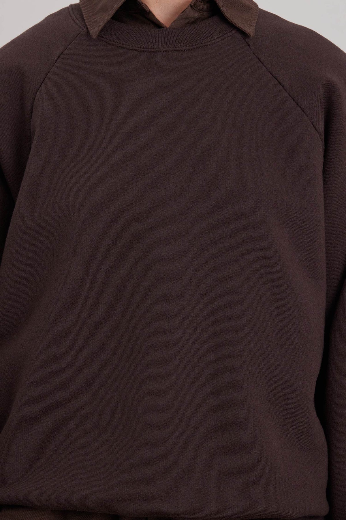 ORGANIC COTTON CASHMERE RAGLAN SWEATSHIRT / DK.CACAO