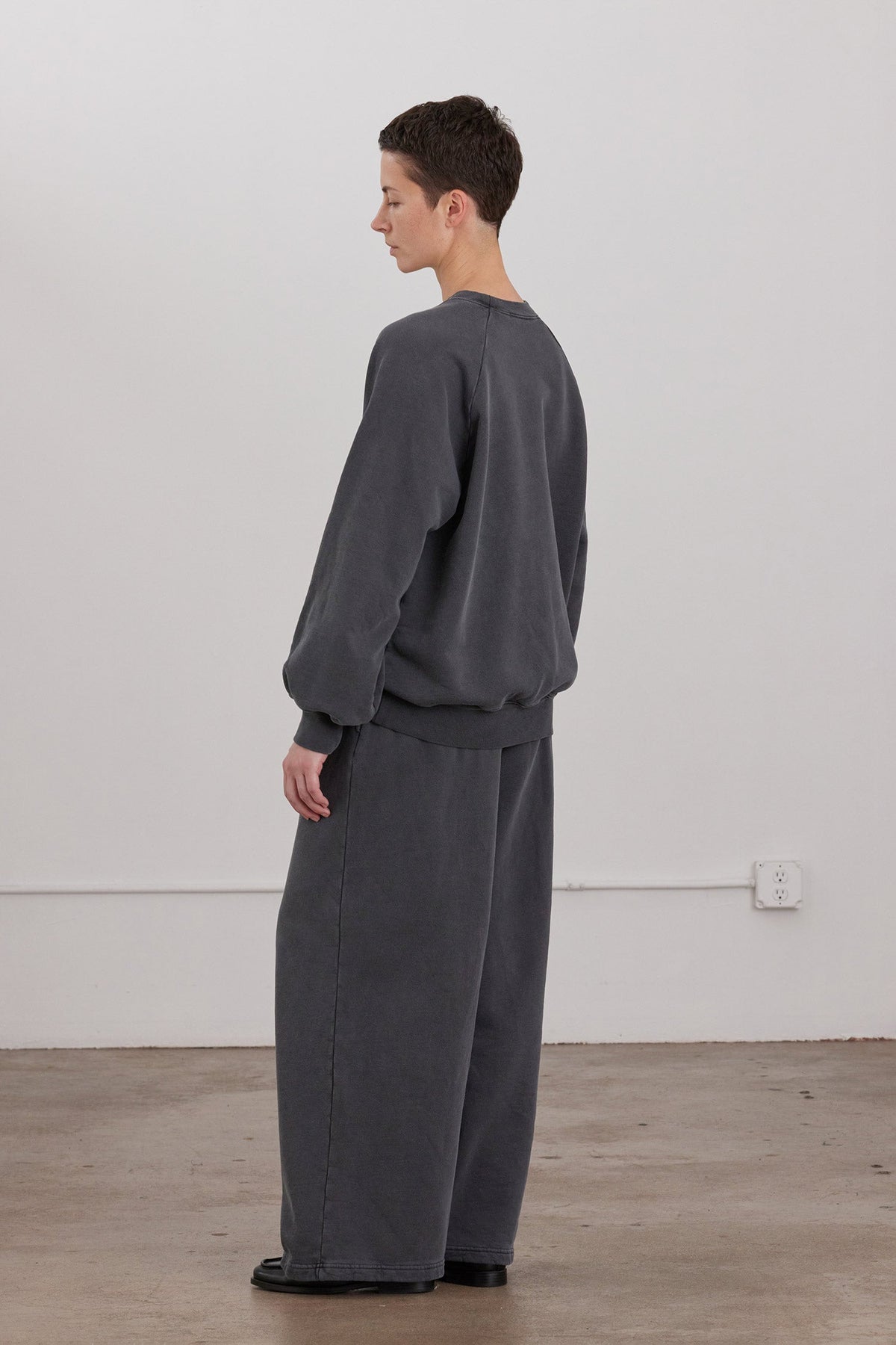 ORGANIC COTTON CASHMERE WIDE LONG SWEATPANTS / INDIGO