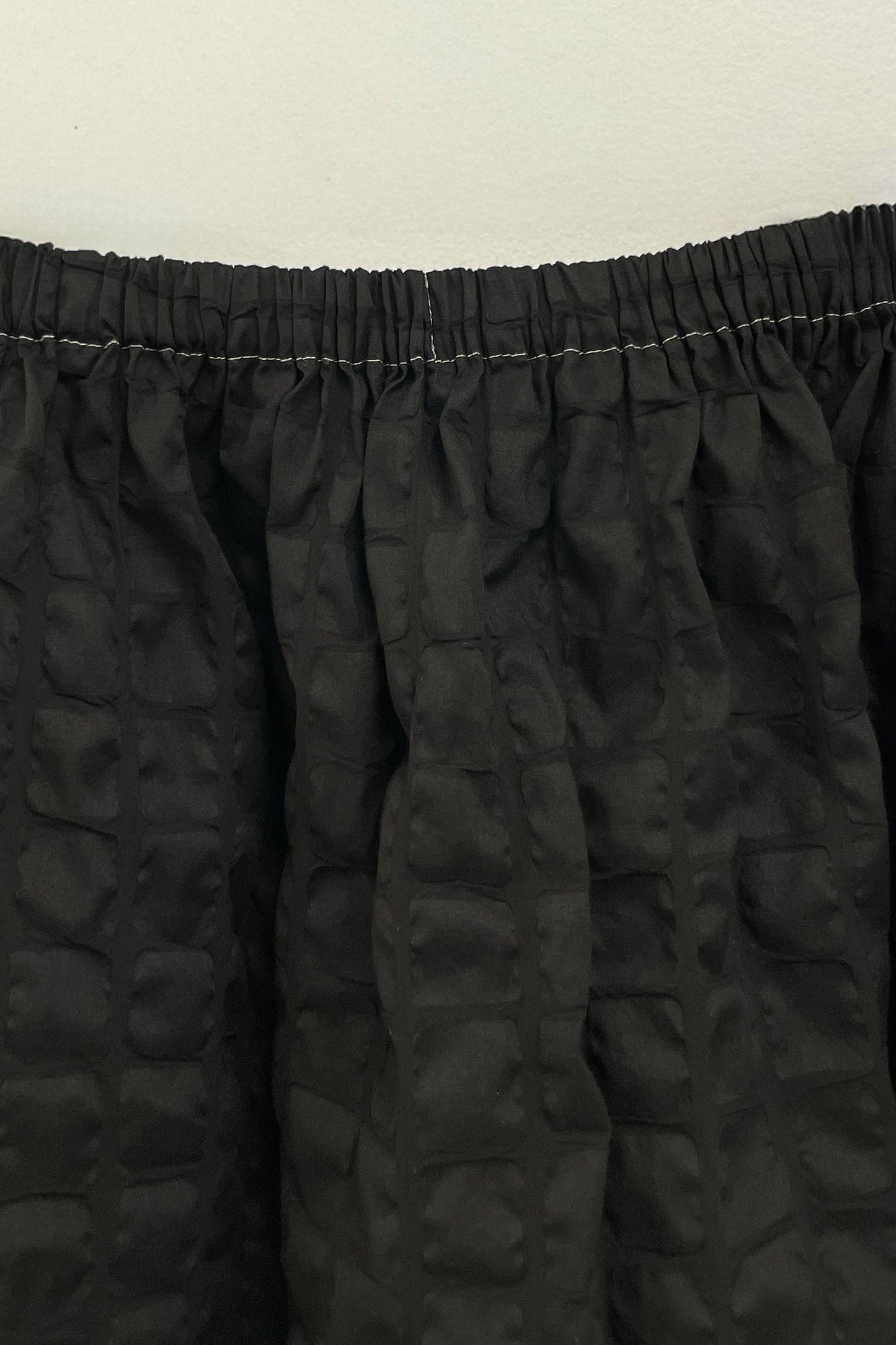 RIPPLE FINISH SKIRT / BLACK / RC-SK19 (CONTRASTED STITCHES)