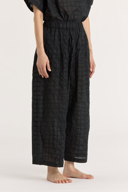 RIPPLE FINISH WIDE PANTS / BLACK