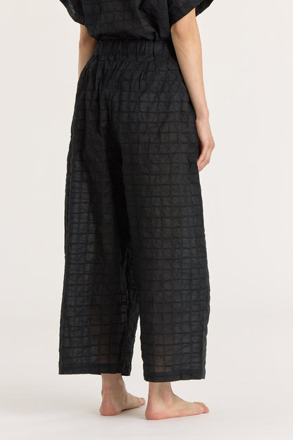 RIPPLE FINISH WIDE PANTS / BLACK