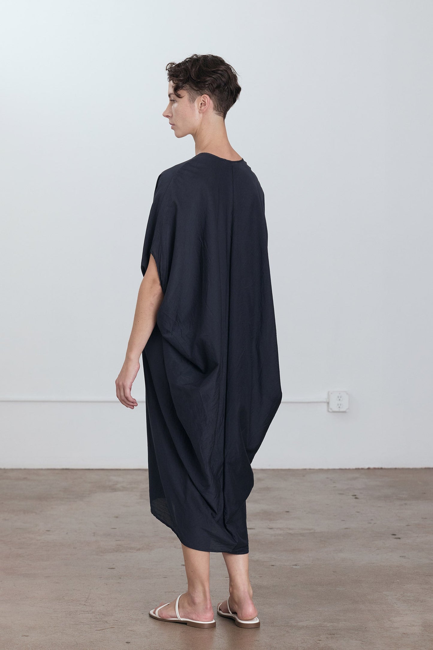 DRAPED DRESS / FADED BLACK