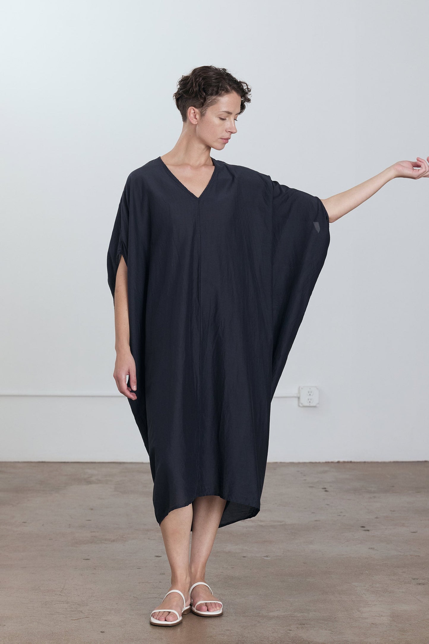DRAPED DRESS / FADED BLACK