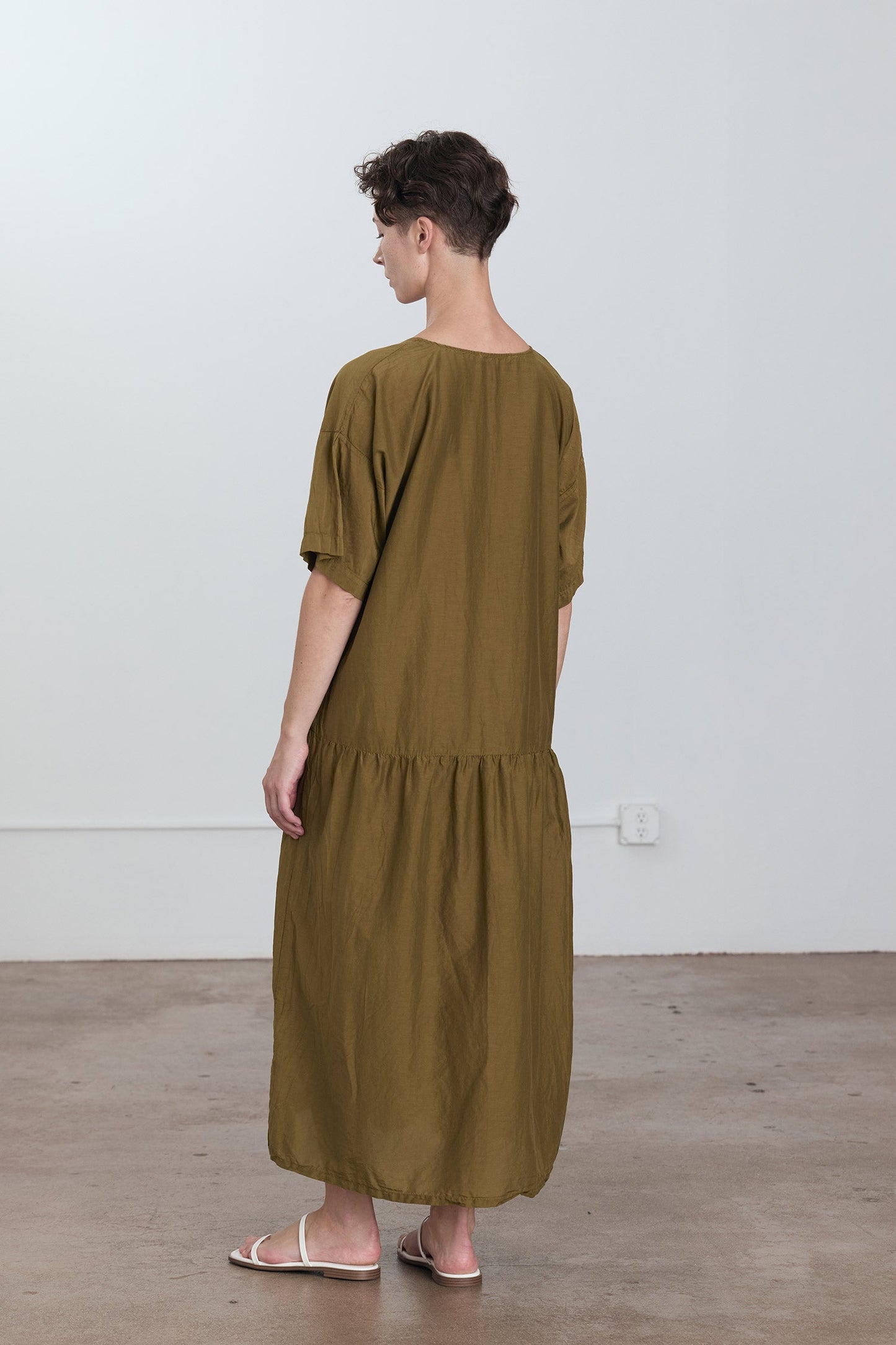 EASY DRESS / DK. OLIVE