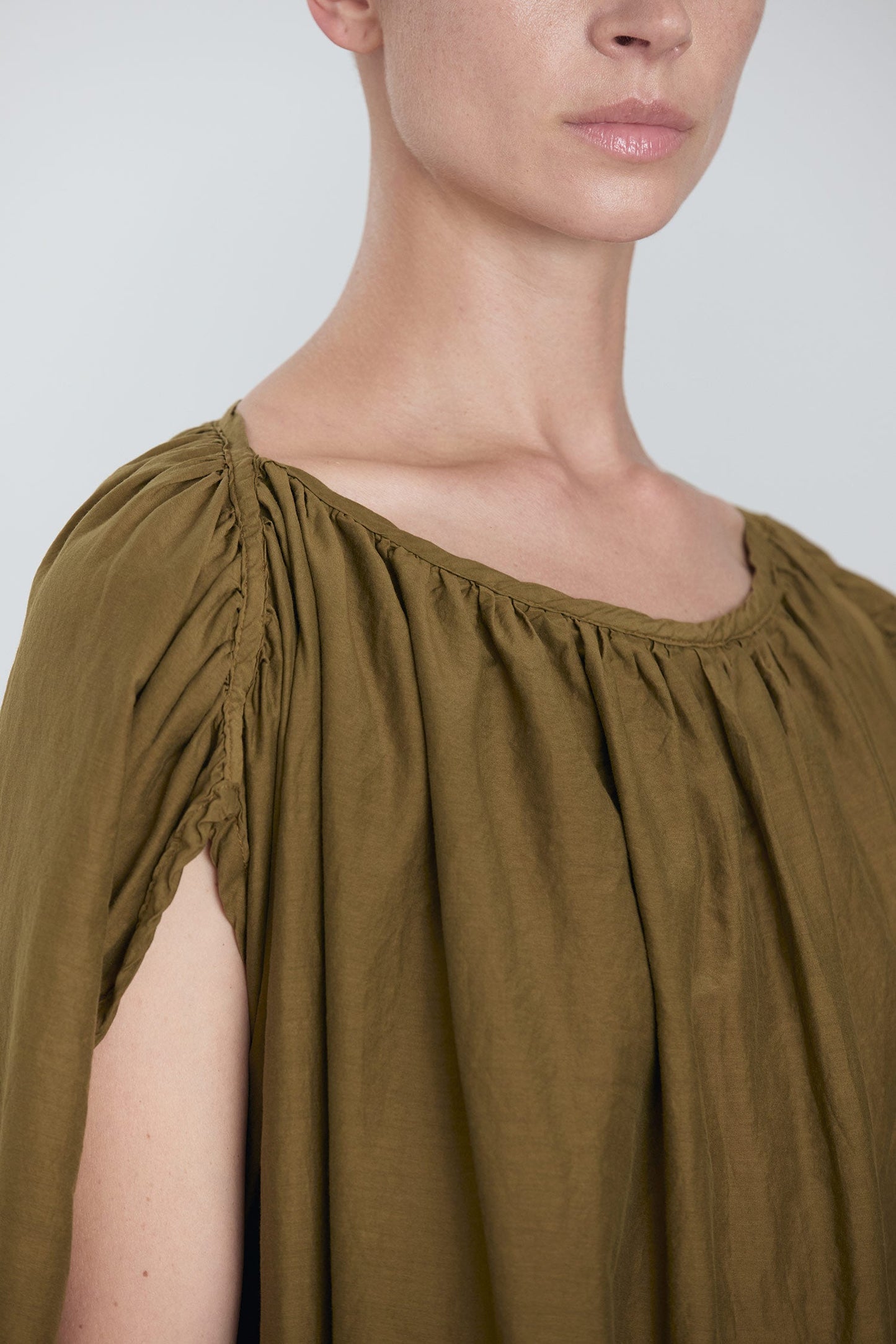 MONT BLANC DRESS / DK. OLIVE