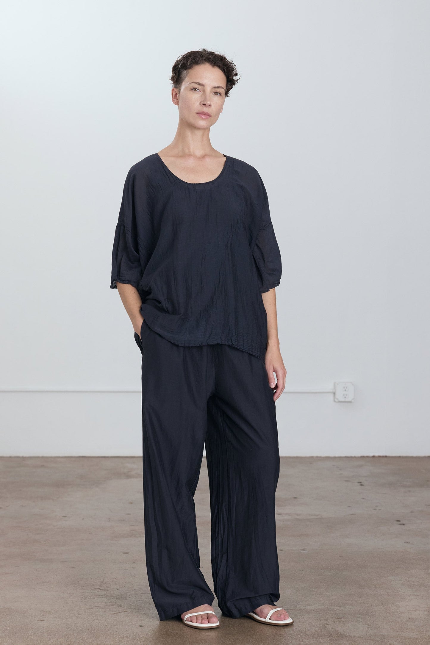 STRAIGHT PANTS / FADED BLACK