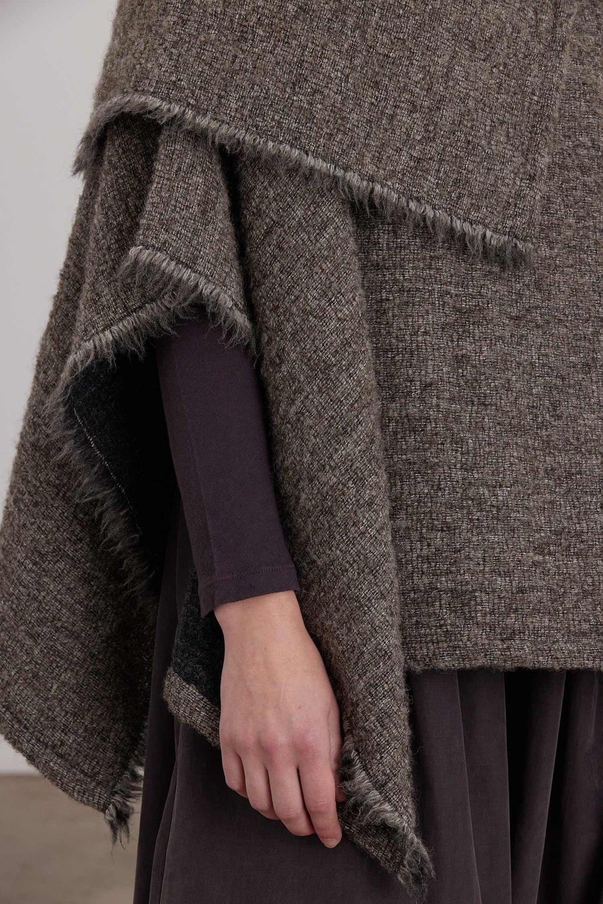 ALPACA SHORT PONCHO / BEIGE