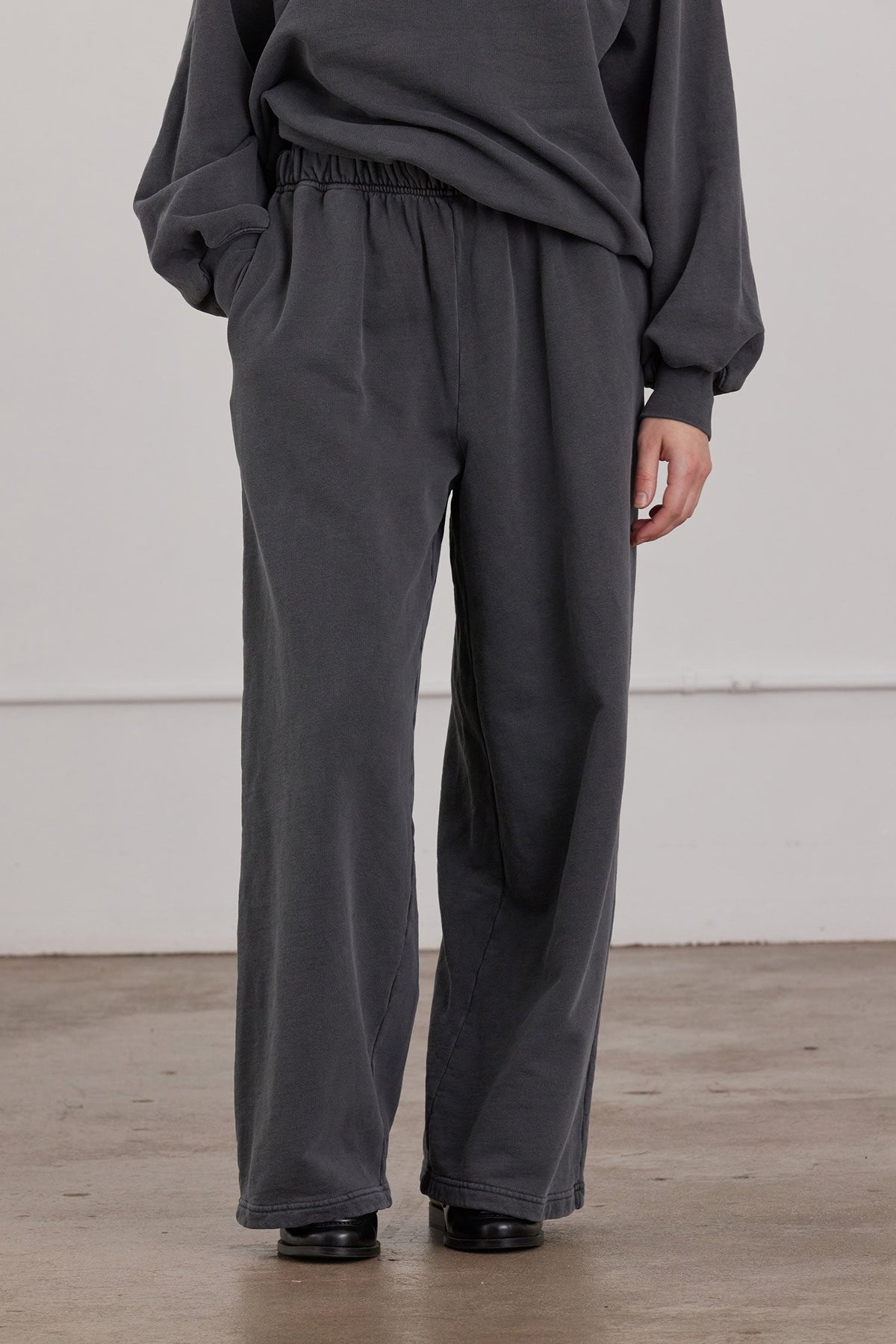 ORGANIC COTTON CASHMERE WIDE LONG SWEATPANTS / INDIGO