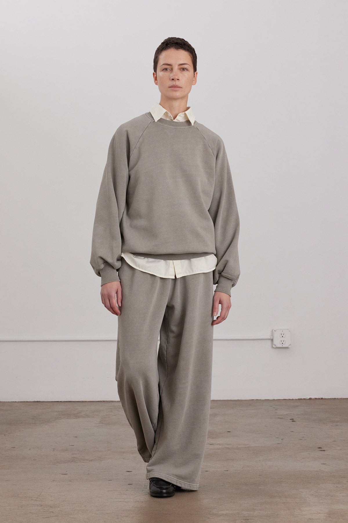 ORGANIC COTTON CASHMERE WIDE LONG SWEATPANTS / STONE