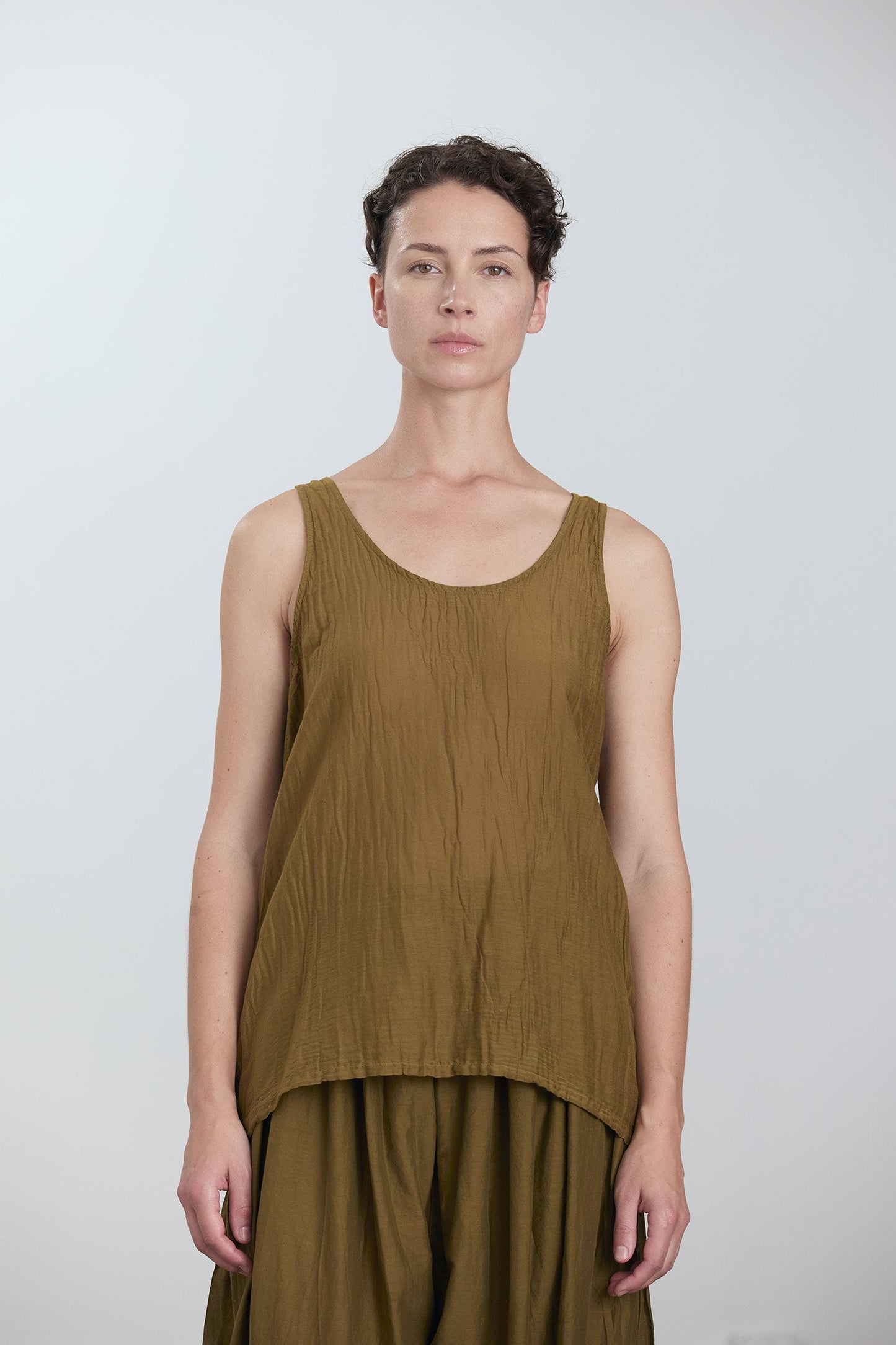 LOOSE TANK TOP / DK. OLIVE