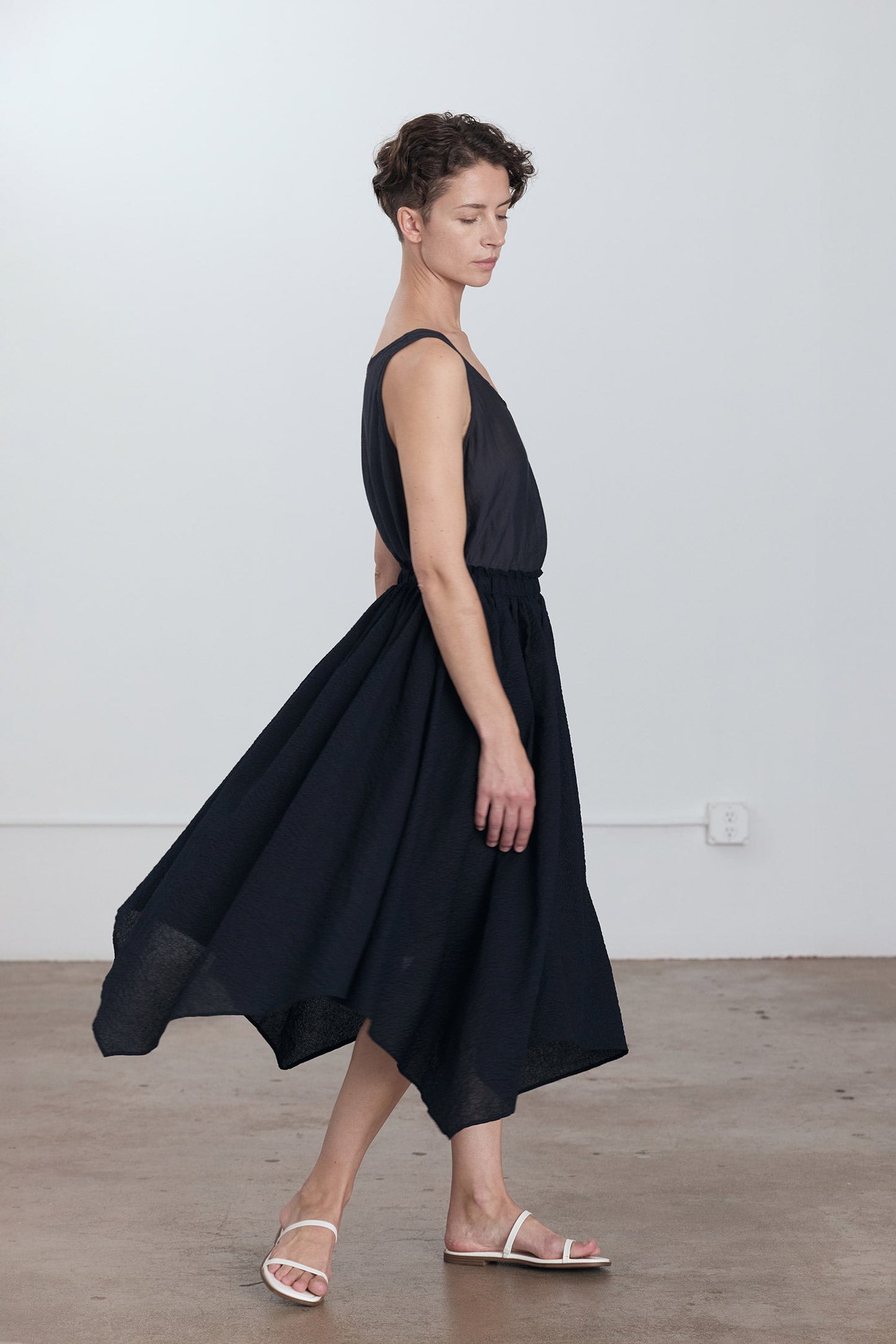 PAPER SKIRT / MIDNIGHT