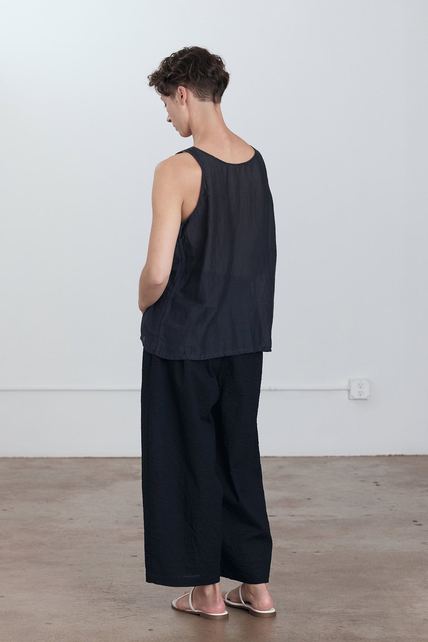 LOOSE TANK TOP / FADED BLACK