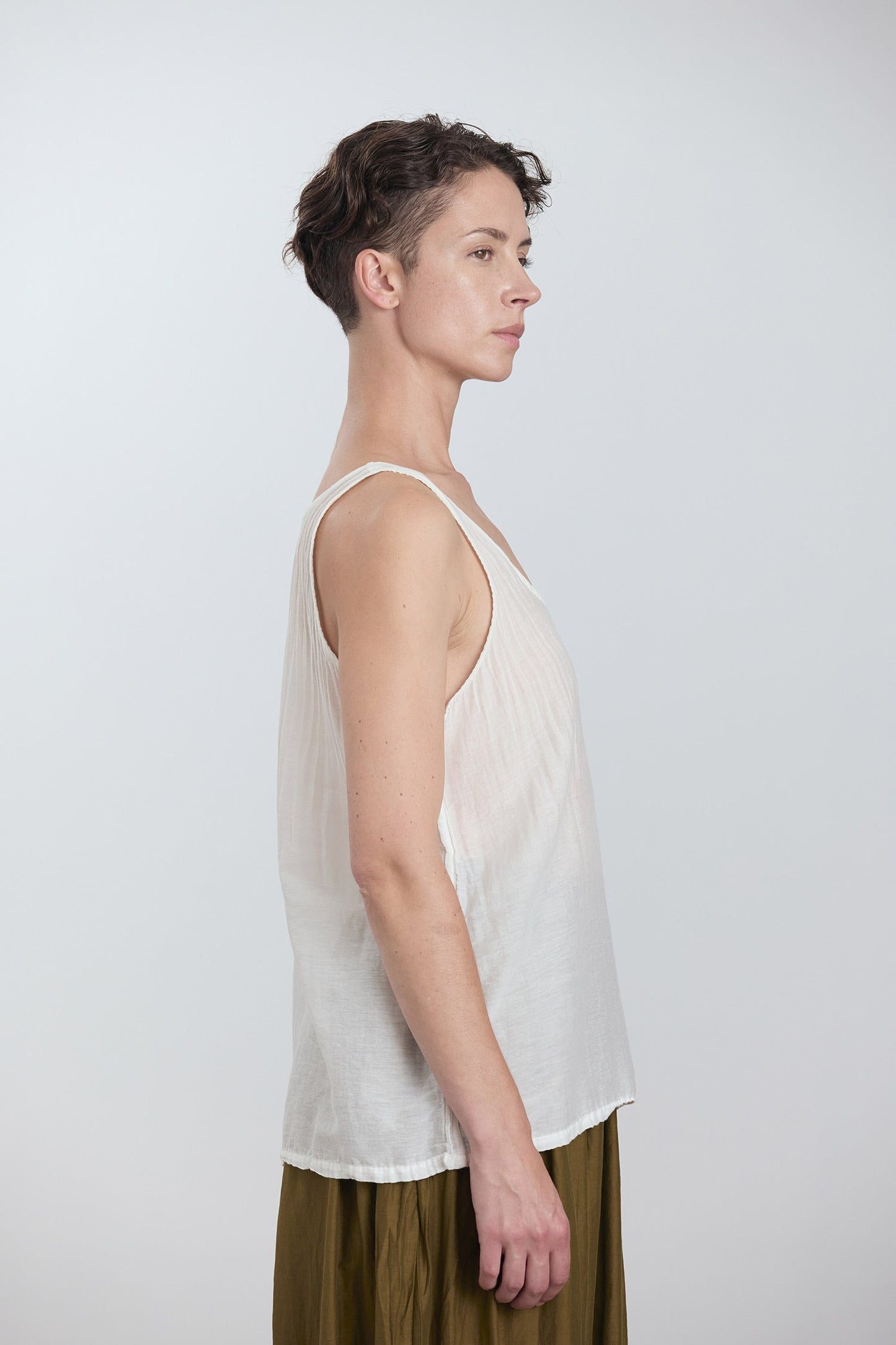 LOOSE TANK TOP / WHITE