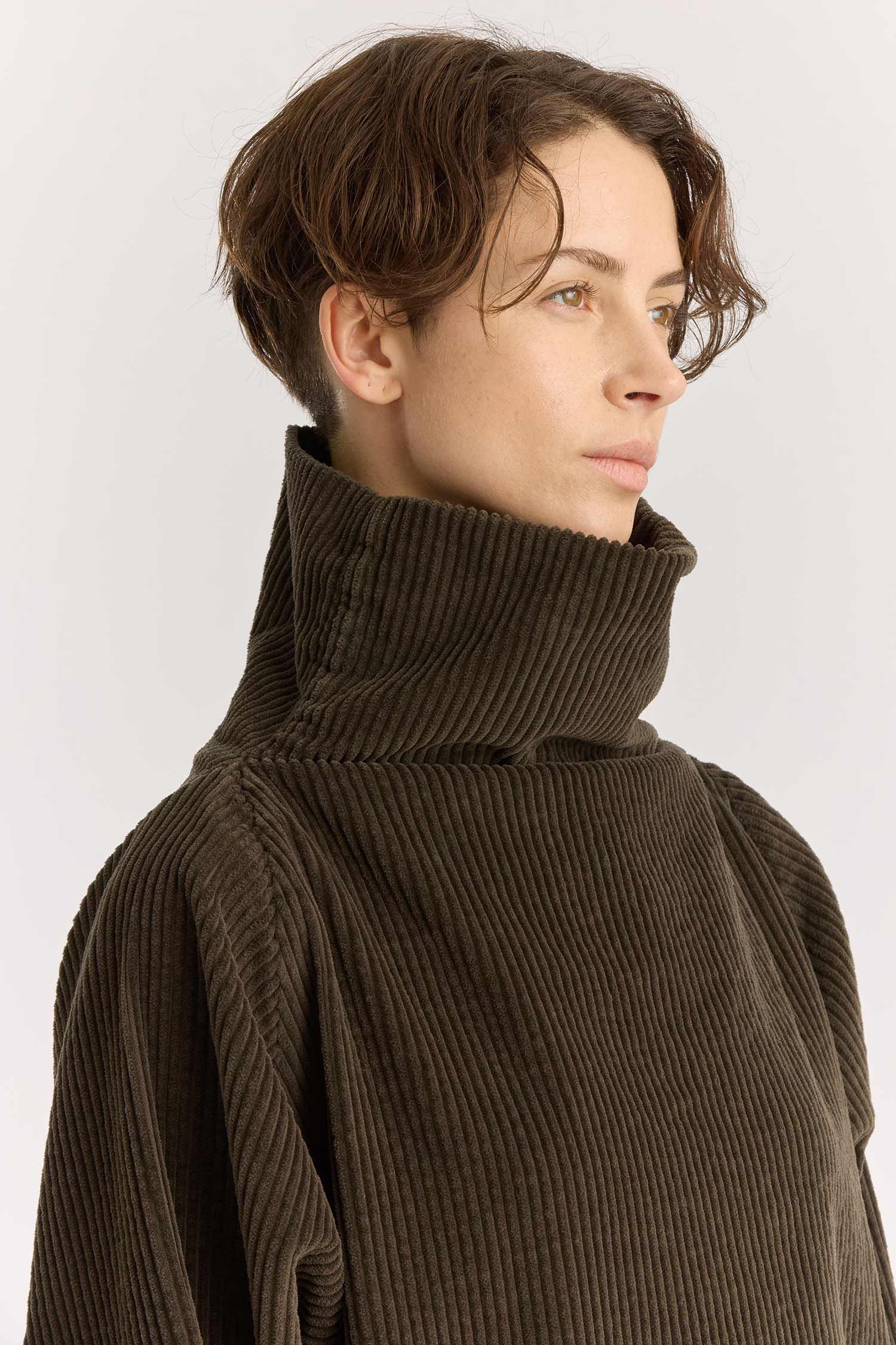 Tube Top / Dark Forest
Dolman sleeve
Boxy shape
100% Cotton wide corduroy
Cold machine or hand wash, tumble dry low or dry flat, no bleach
Style number: WC-TT11
Made in USA