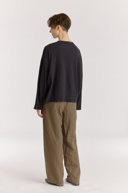 Wide Long Sleeve Tee / Black
Basic crew neck
Boxy silhouette
Soft fabric
100% Organic Cotton jersey
Cold machine or hand wash, tumble dry low or dry flat, no bleach
Style Number: OC-WLT28
Relaxed fit
Made in USA