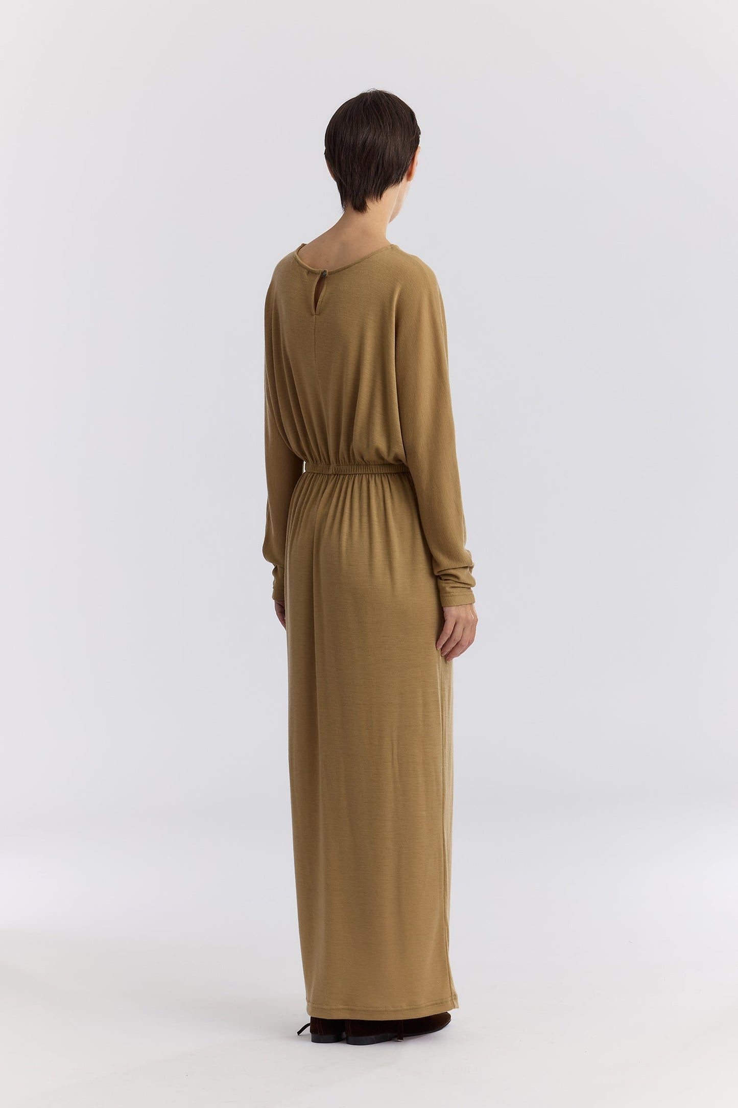 WASHABLE WOOL I-DRESS / CAMEL