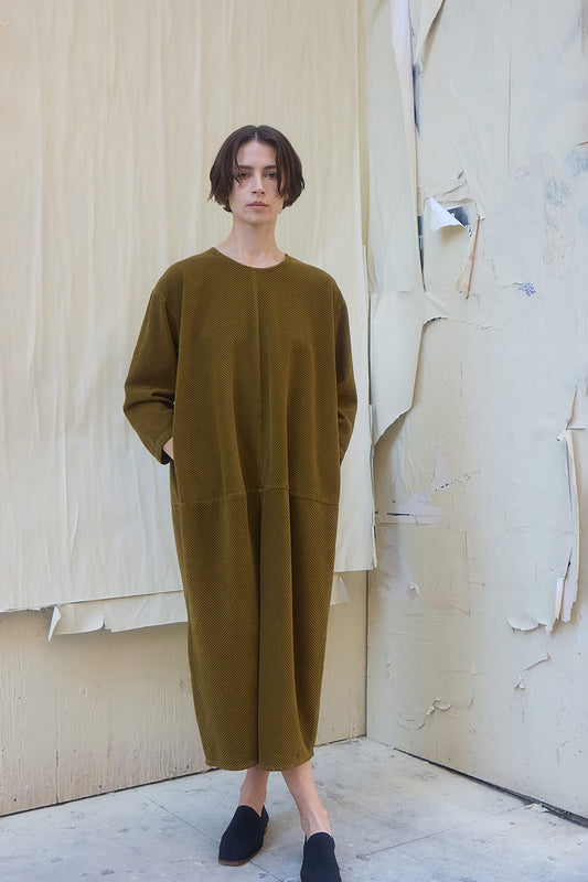 CORDUROY RADIANT DRESS  / DK. OLIVE