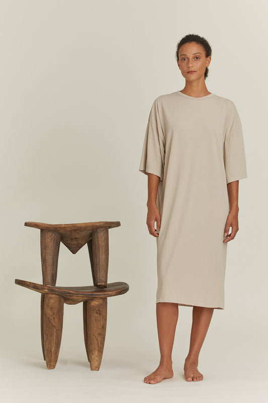 ONLINE EXCLUSIVE ORGANIC DRESS / TAUPE
