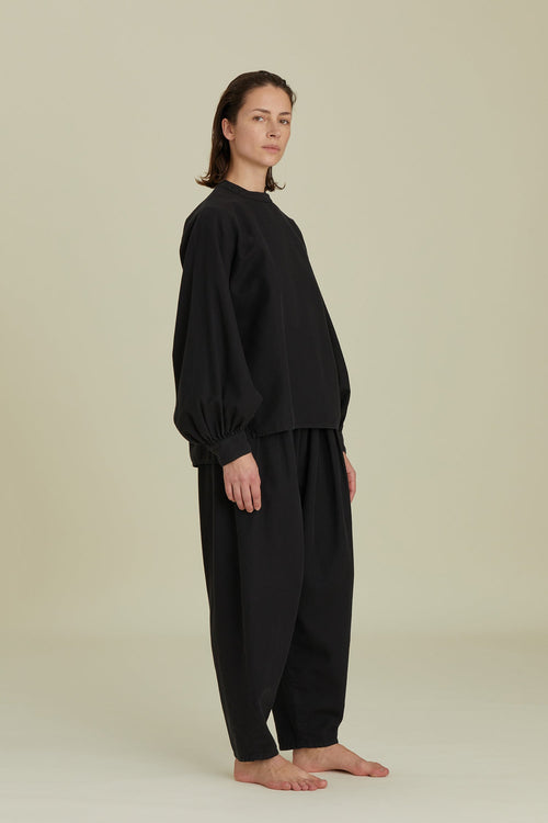 PUFF SLEEVE BLOUES / BLACK