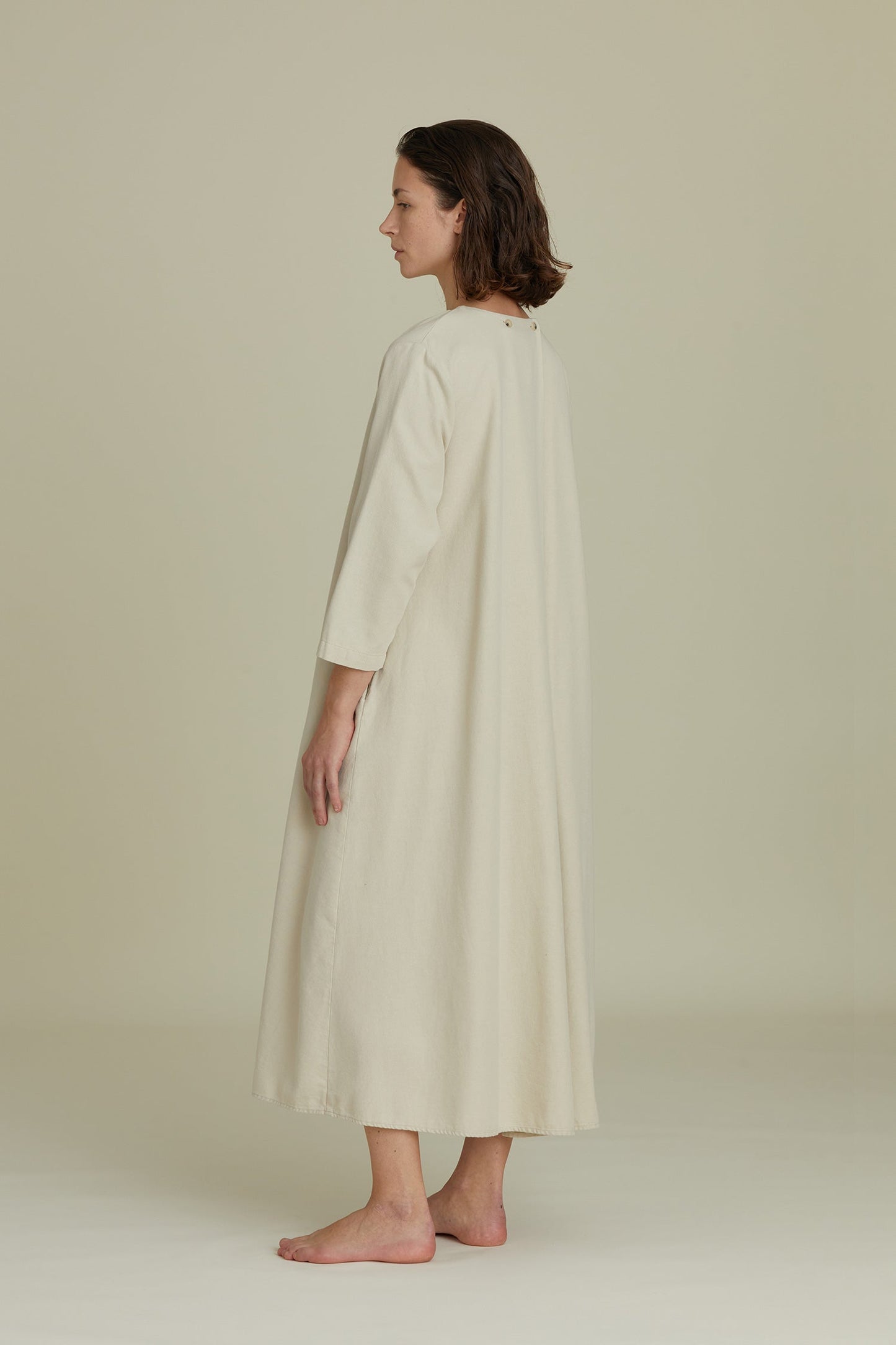 シャーリングネックドレス / アイボリー