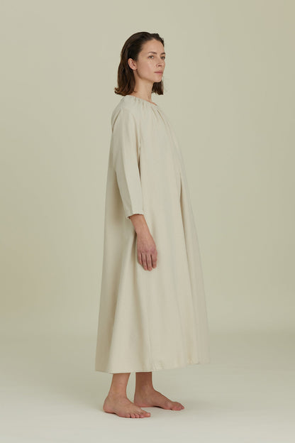 シャーリングネックドレス / アイボリー